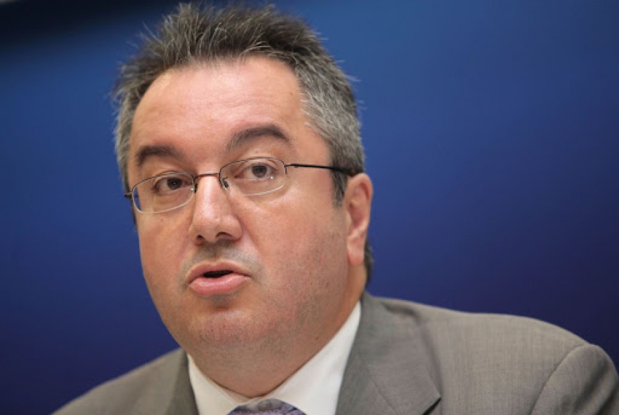 Εκπρόσωπος της Ελλάδας στους διεθνείς οργανισμούς για τον κορωνοϊό, ο Ηλ. Μόσιαλος