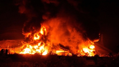 Τρομακτικά πλάνα - Η στιγμή που οι ιρανικοί πύραυλοι διασύρουν τα Patriot και σαρώνουν τη Σ. Αραβία (vid)