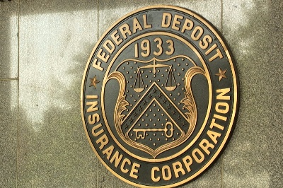 Σε επίπεδο - ρεκόρ τα κέρδη των αμερικανικών τραπεζών στο β’ 3μηνο 2018 - Άλμα 25,1% στα 60,2 δισ. δολ.