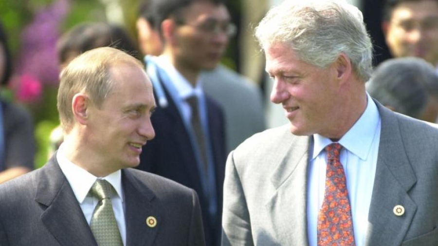 Ο Putin αποκαλύπτει ποιοι πρόεδροι των ΗΠΑ έχουν επισκεφτεί το διαμέρισμά του στο Κρεμλίνο...