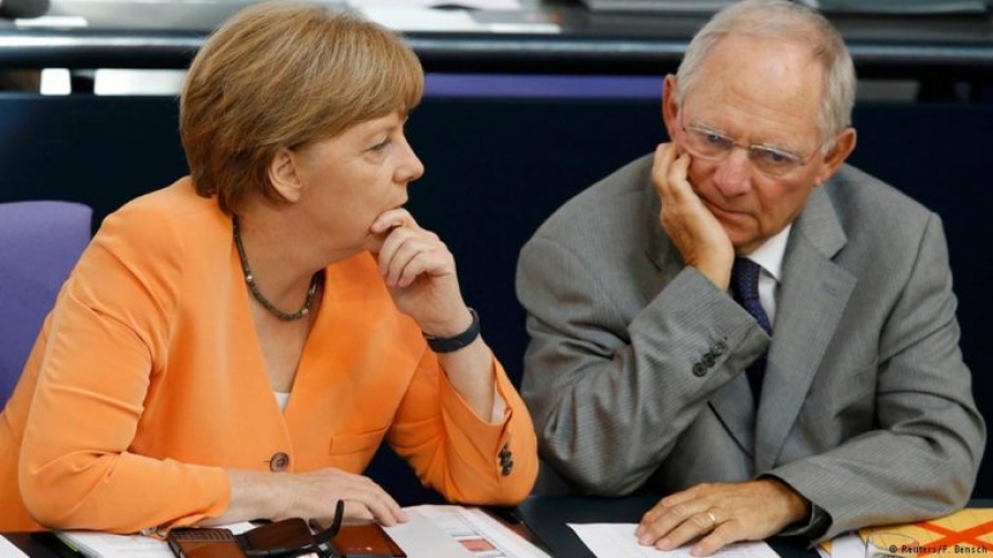 Γερμανία: Ο Schaueble καταλογίζει στη Merkel ευθύνες για τα προβλήματα του CDU