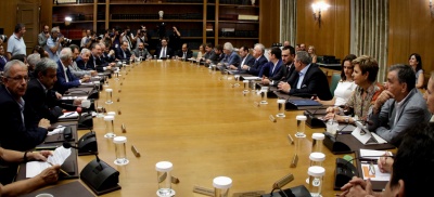 Καιρός ήταν… Η κυβέρνηση «ξαναπαίζει» το χαρτί της πάταξης της διαφθοράς