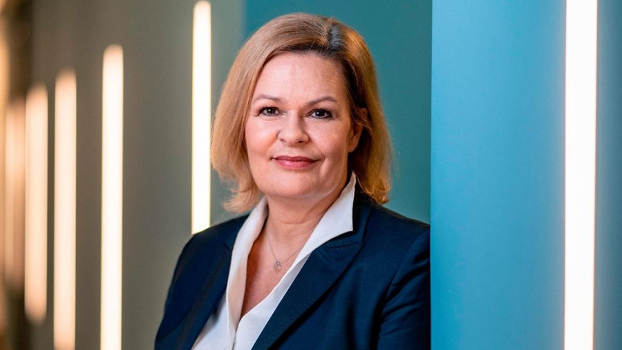 Faeser (Γερμανία): Η χώρα πρέπει να είναι έτοιμη για επιθέσεις σε υποδομές και όλα τα σενάρια κρίσης