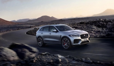 Πανίσχυρη η Jaguar F-Pace SVR με 550 άλογα!
