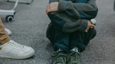 Σοκ σε σχολείο: Ανάγκασαν μαθητή της β' δημοτικού να πιεί βρώμικο νερό από την τουαλέτα - Οργή από το bullying συμμαθητών του