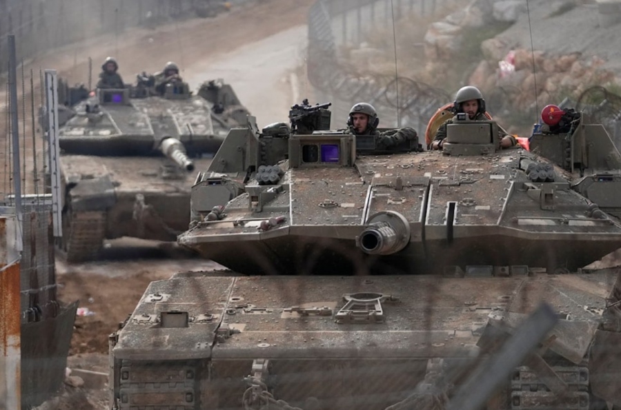 To Ισραήλ κλιμακώνει την χερσαία εισβολή στη Συρία με επίκεντρο τις περιοχές  Daraa και Quneitra