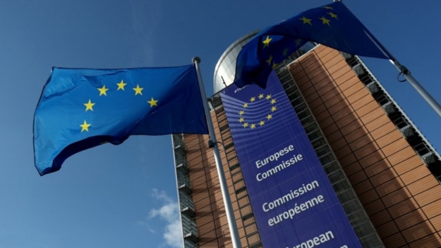 Το προσχέδιο προτάσεων της Κομισιόν: Πλαφόν 200 ευρώ ανά μεγαβατώρα στο ρεύμα που δεν παράγεται από αέριο