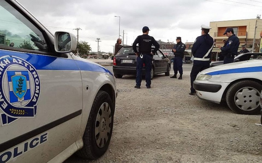 Σορός άνδρα απεγκλωβίστηκε από βραχώδη περιοχή στη Σαντορίνη μετά από πτώση ΙΧ στο Ημεροβίγλι