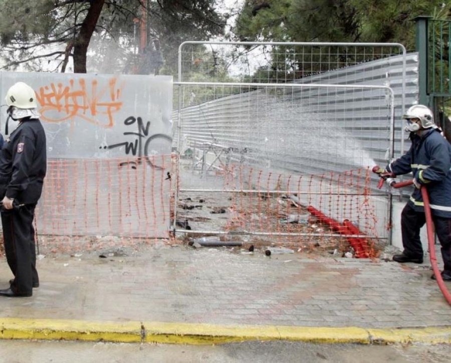 Διαρροή επικίνδυνου υγρού στο Πανεπιστήμιο Πατρών - Επιχείρηση της 6ης ΕΜΑΚ