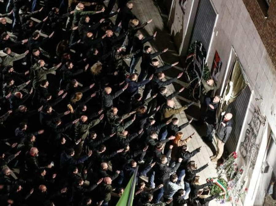 Σάλος στην Ιταλία για τον φασιστικό χαιρετισμό σε τελετή - Αμφιλεγόμενες δηλώσεις από τον πρόεδρο της Γερουσίας