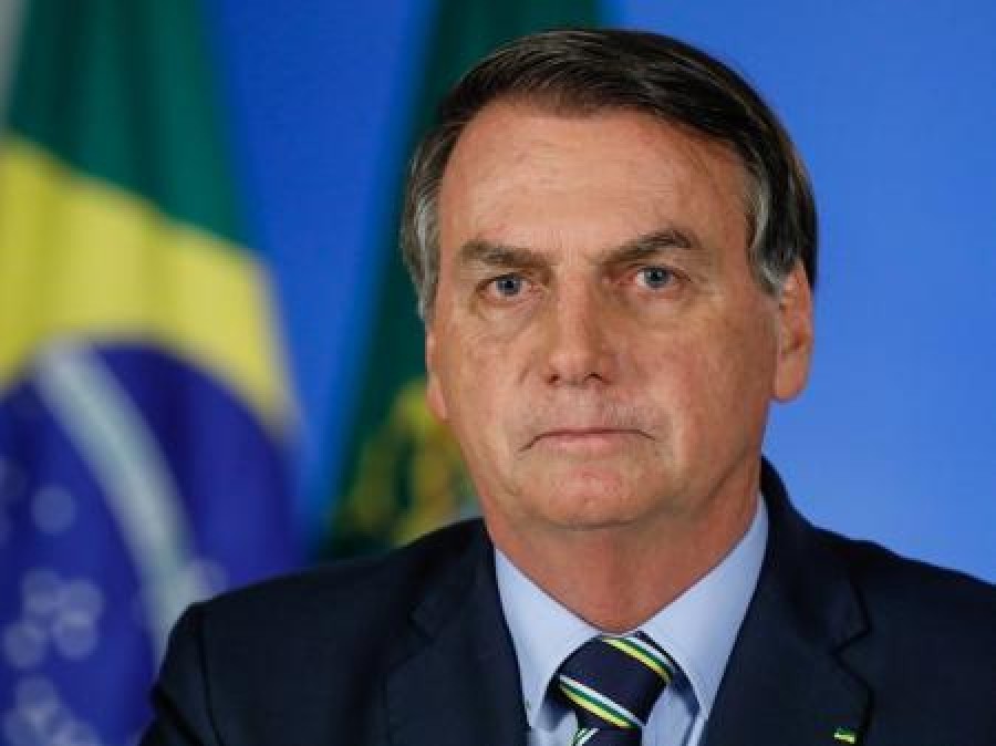 Bolsonaro: Το εμβόλιο της Pfizer μπορεί να μετατρέψει τους ανθρώπους σε... κροκόδειλους