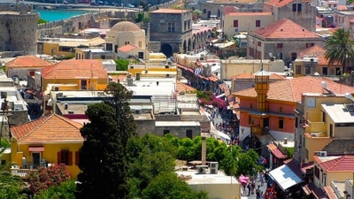 Αφίξεις στη Ρόδο μέχρι τέλος Νοεμβρίου από Βρετανία και Γερμανία