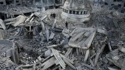 Νέο αιματοκύλισμα στη Γάζα: Τουλάχιστον 50 Παλαιστίνιοι σκοτώθηκαν από βομβαρδισμό σε προσφυγικό καταυλισμό