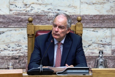 Τασούλας για μέτρα κατά του κορωνοϊού: Δεν πάμε γυρεύοντας