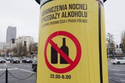 Πολωνία: Η Βαρσοβία απαγορεύει την πώληση αλκοόλ τη νύχτα
