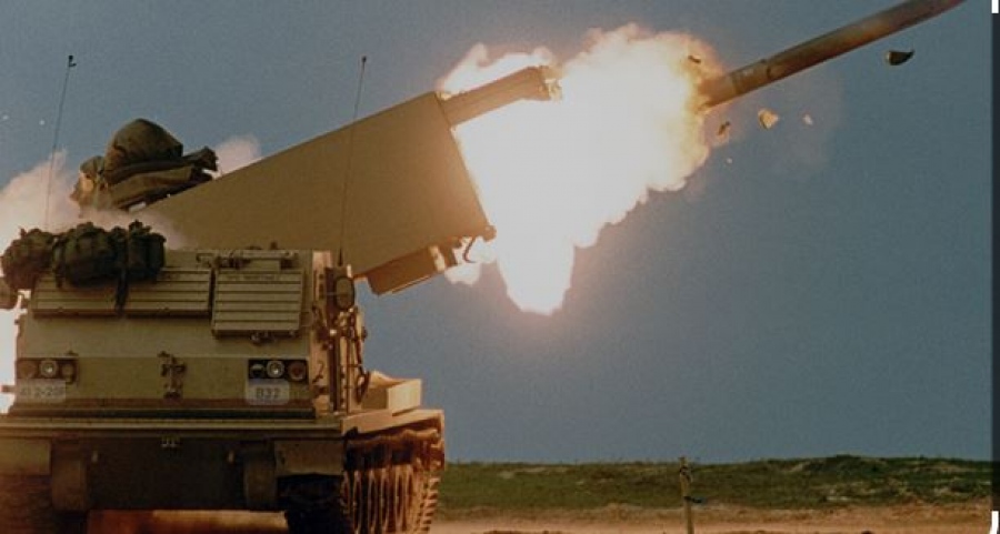 Reuters: Οι ΗΠΑ αποστέλνουν ξανά βλήματα πυροβολικού και πυραύλους GMLRS στην Ουκρανία