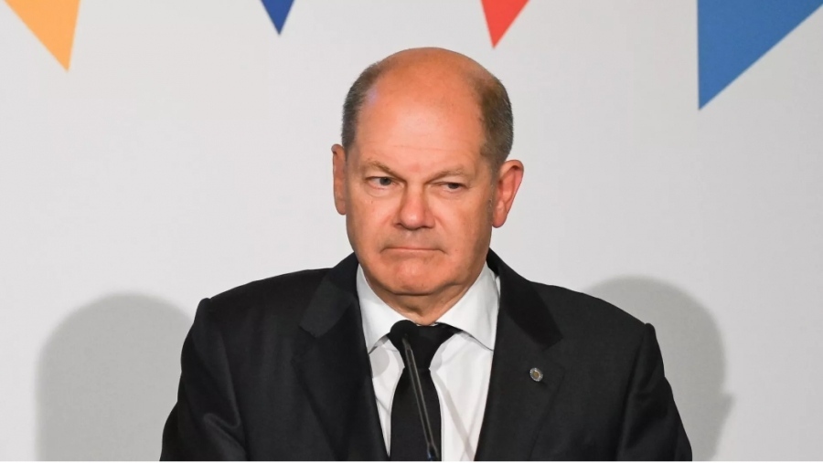 Scholz: Παραδέχεται λάθη στην κυβέρνηση - Δεν υπάρχει η σκέψη παραίτησης