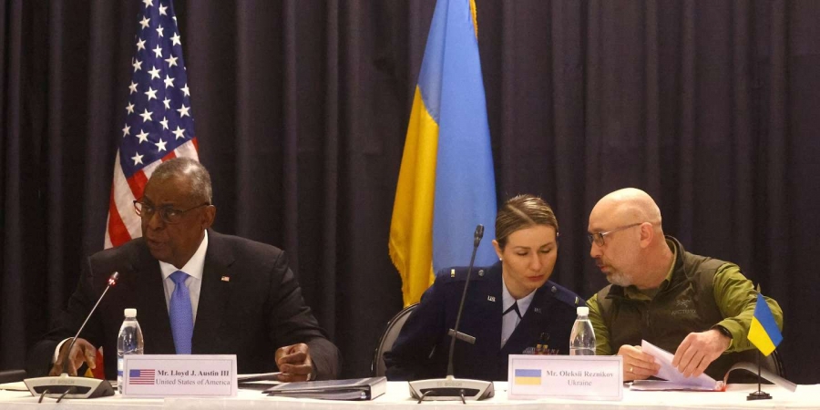 Σε αδιέξοδο το ΝΑΤΟ: Κάθε χώρα θα αποφασίσει ξεχωριστά για άρματα μάχης στην Ουκρανία