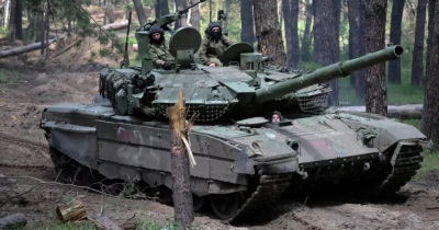 Έπος - Αυτό είναι το ρωσικό τανκ «Alyosha» που μόνο του κατέστρεψε 8 άρματα μάχης των Ουκρανών