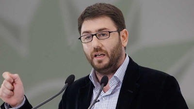 Ανδρουλάκης (ΚΙΝΑΛ): Άμεσα υποχρεωτικός εμβολιασμός σε όσους έρχονται σε επαφή με τους πολίτες