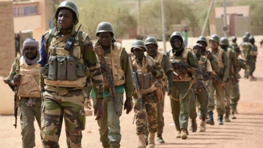 Μαλί: Τουλάχιστον 25 στρατιωτικοί και 15 τζιχαντιστές σκοτώθηκαν σε σφοδρές μάχες