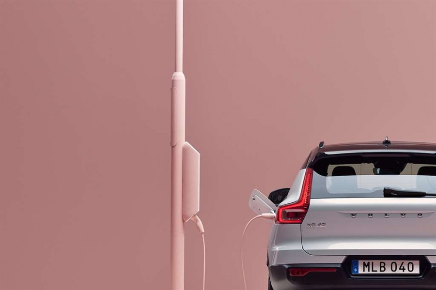 Η Volvo με την αγορά κάθε νέου plug - in υβριδικού οχήματος παρέχει επιδότηση ηλεκτρικής ενέργειας για 12 μήνες
