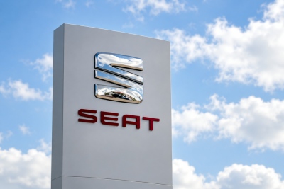Στο χείλος του γκρεμού η Seat της Volkswagen – Οι Κινέζοι ανταγωνιστές κερδίζουν έδαφος