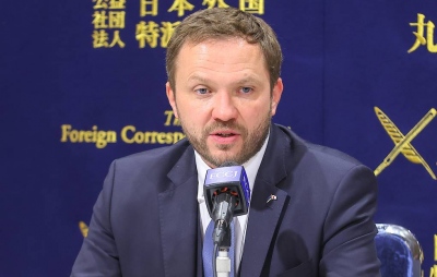 Ήξεις αφήξεις από την Εσθονία - Ο ΥΠΕΞ λέει όχι σε στρατό στην Ουκρανία, θολό τοπίο από την πρωθυπουργό