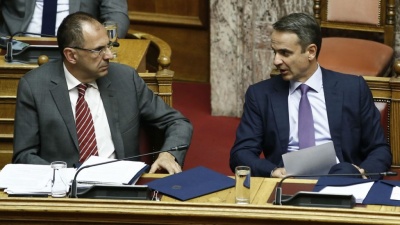 Μετά την UEFA η κυβέρνηση θέλει και τις «ευλογίες» της FIFA για να προχωρήσει τις τομές στο ποδόσφαιρο