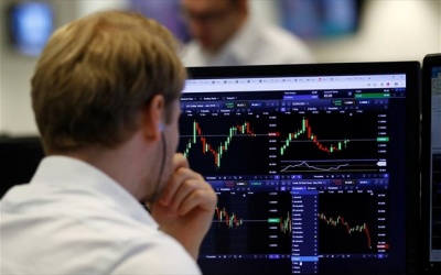 Η μη διανομή μερισμάτων κλονίζει τις μετοχές των ευρωπαϊκών τραπεζών