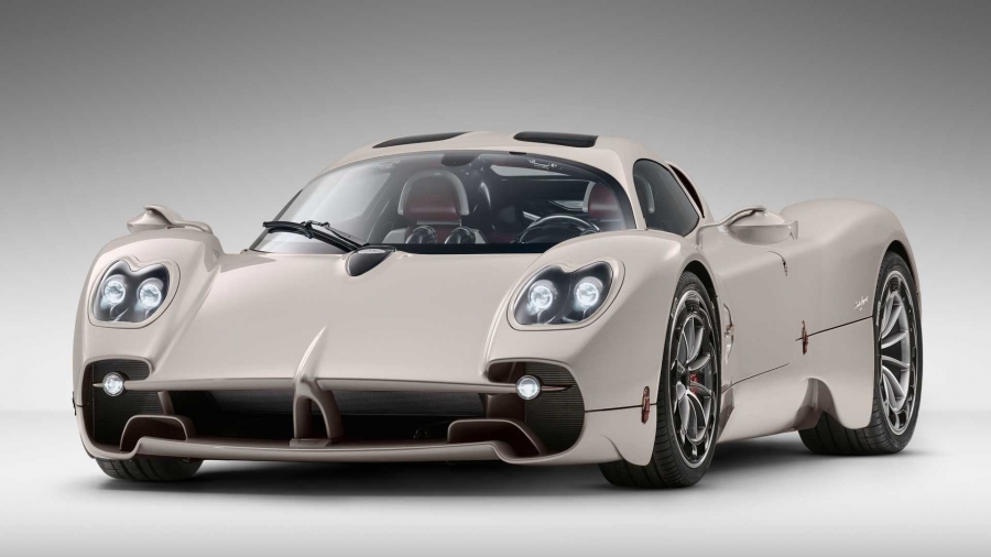 H Pagani Utopia έχει 864 άλογα και μηχανικό κιβώτιο