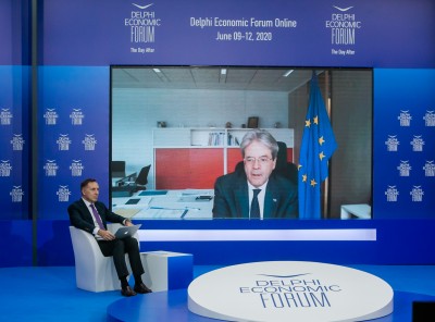 Gentiloni (ΕΕ): Εμπιστοσύνη για τη βιωσιμότητα του ελληνικού χρέους - Χωρίς μνημόνιο οι όροι δανεισμού - Σε 1 μήνα οι αποφάσεις για το Ταμείο Ανάκαμψης