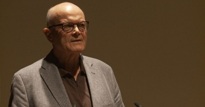 Karl Heinz Roth (Ιστορικός): Η Γερμανία οφείλει 190 δισ. ευρώ στην Ελλάδα για την Κατοχή