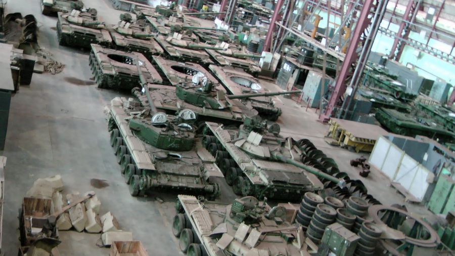 Τρόμος στη Δύση - Η Ρωσία αναβιώνει τις δόξες της ΕΣΣΔ - Θα παράγει 3.000 άρματα μάχης ετησίως