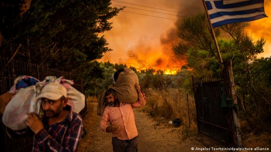 DW για Ελλάδα, Τουρκία, Ιταλία: Για τις δασικές πυρκαγιές δεν ευθύνεται μόνο η κλιματική αλλαγή, αλλά και η εγκατάλειψη της υπαίθρου