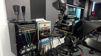 Ξεσπά η επιχειρηματίας για τον τηλεδημοσιογράφο: Είναι τραγικό να βλέπω στην τηλεόραση αυτόν που με διέσυρε