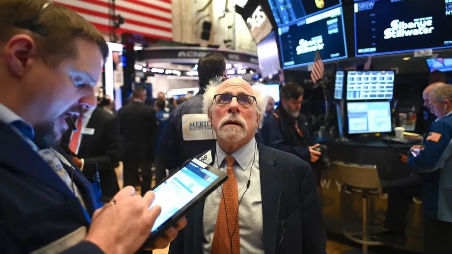 Οι δασμοί έφεραν χάος στη Wall Street - Συναντήσεις κορυφαίου αξιωματούχου του Λευκού Οίκου με hedge funds - Όλο το παρασκήνιο