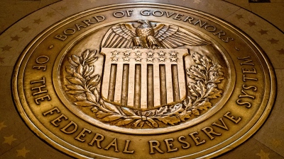Σήμα για μειώσεις επιτοκίων από Fed - Williams: Η αγορά εργασίας, βασική απειλή για την οικονομία