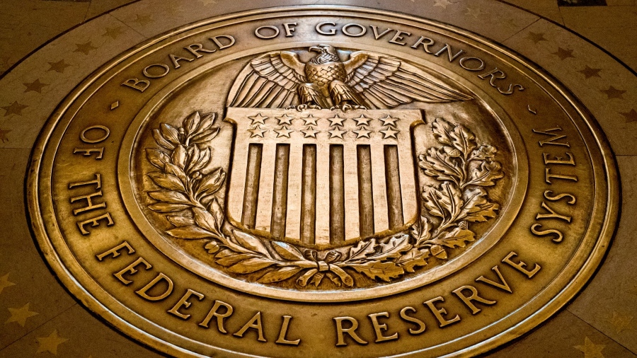 Σήμα για μειώσεις επιτοκίων από Fed - Williams: Η αγορά εργασίας, βασική απειλή για την οικονομία