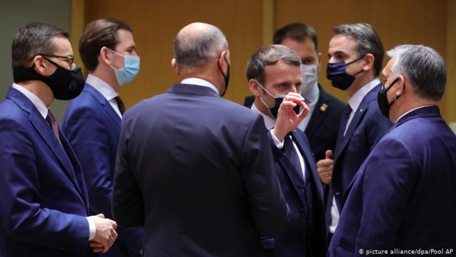 DW: Συναγερμός στην ΕΕ - Πηγή υπερμετάδοσης του κορωνοϊού η Σύνοδος Κορυφής;