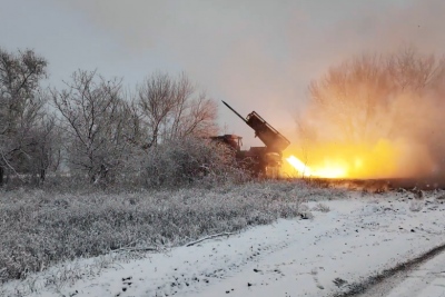 Οι ρωσικές δυνάμεις έπληξαν ενεργειακές εγκαταστάσεις και στρατιωτικοβιομηχανικά συγκροτήματα της Ουκρανίας