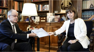 Στο Προεδρικό ο Τασούλας - Σακελλαροπούλου: Η νέα Βουλή γεννά πολλές προκλήσεις