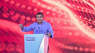 Στη Μύκονο ο Αλέξης Τσίπρας - Επίσκεψη στο Κέντρο Υγείας, συνάντηση με δήμαρχο