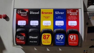 ΗΠΑ: Γιατί ο Biden χάνει τη μάχη του πληθωρισμού -  «Έκρηξη» των τιμών σε βενζίνη και φυσικό αέριο