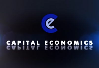 Capital Economics: Σε λάθος κατεύθυνση τα πυρά του Trump για την αποδυνάμωση του ευρώ