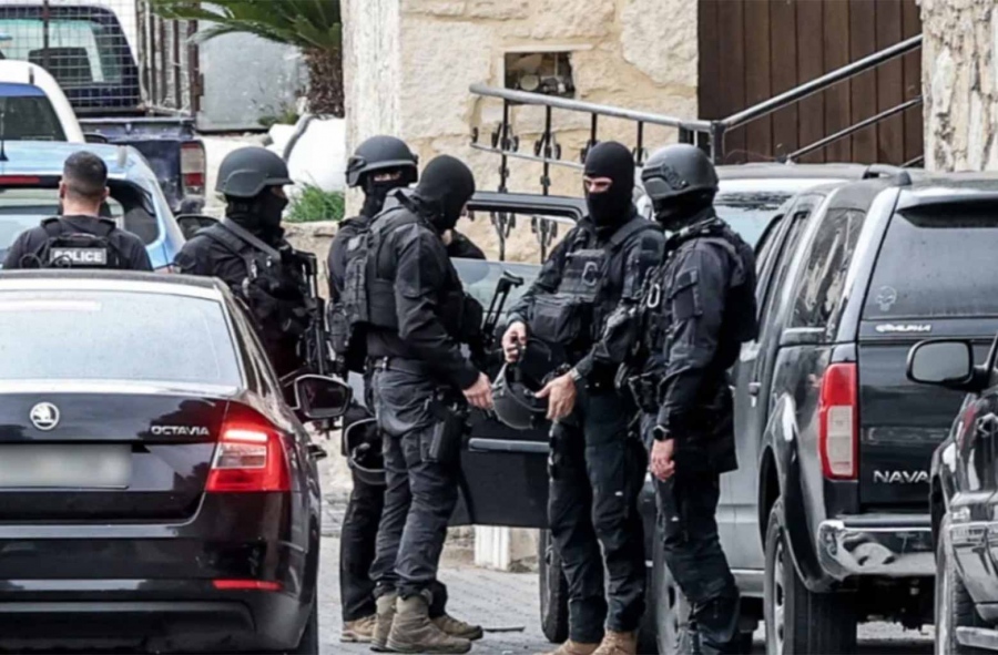 Χρυσοχοΐδης: Τέλος η οπλοκατοχή στους νταήδες της Κρήτης - Κακουργηματικές ποινές, επανεξέταση όλων των αδειών - Το FBI μόνιμα