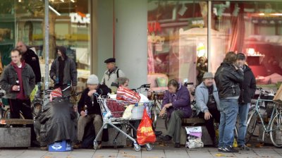 Γερμανία: Αύξηση των αστέγων κατά 150% από το 2014 – Περισσότεροι από τους μισούς είναι πρόσφυγες