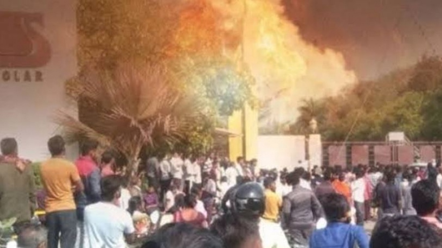 Εννέα νεκροί και πολλοί τραυματίες από έκρηξη σε εργοστάσιο εκρηκτικών υλών στην Ινδία