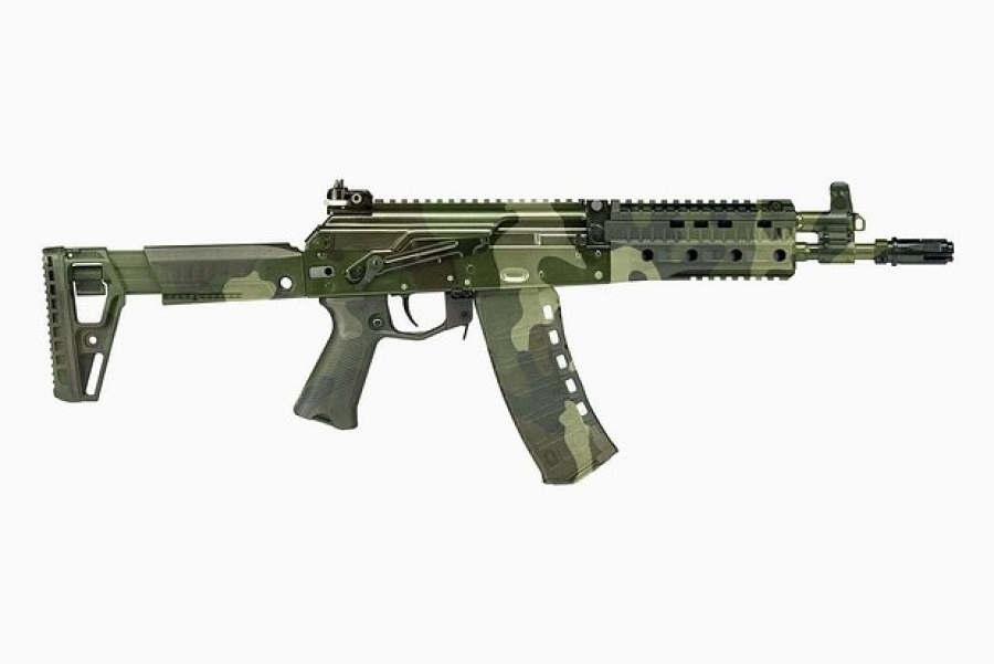 Η Kalashnikov απέστειλε την πρώτη παρτίδα κοντών τυφεκίων εφόδου AK-12K στο μέτωπο