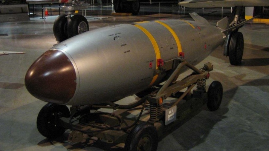 Εξέλιξη σοκ - Η Ιαπωνία εξετάζει την ανάπτυξη αμερικανικών πυρηνικών όπλων στο έδαφός της